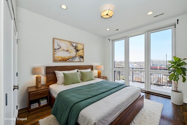 Dormitorio principal preparado - 5139 N Broadway St