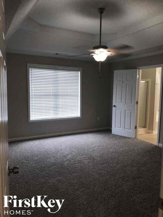 Building Photo - 340 Weatherly Dr