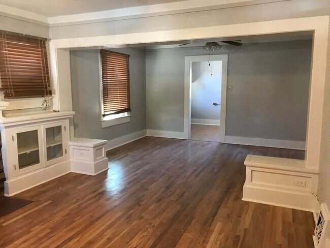 Building Photo - 3716 Jackson Ave