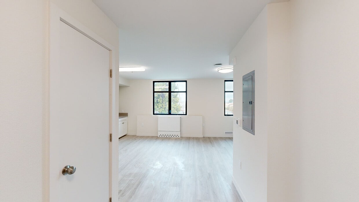 Photo - Helios Apartments