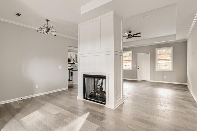 Foto del edificio - 740 Poplar Springs Rd