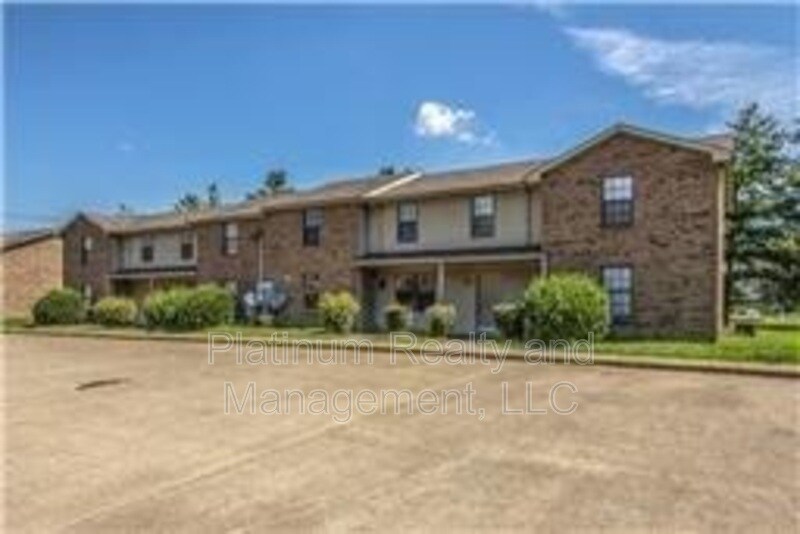 282 Northridge Dr Unit 4, Clarksville, TN 37042 Condo for Rent in Clarksville, TN