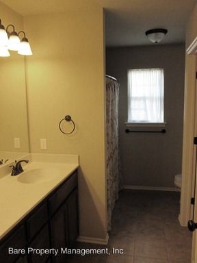 Building Photo - 1004 Caracara Dr