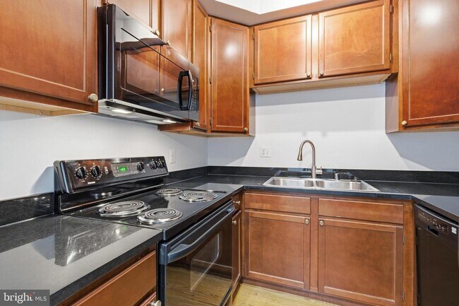 Foto del edificio - 1203 N St NW