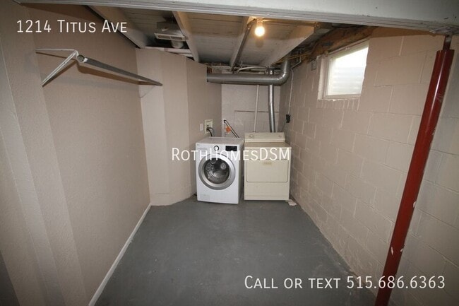 Building Photo - 1214 Titus Ave