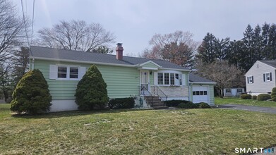 Building Photo - 70 Tumblebrook Dr
