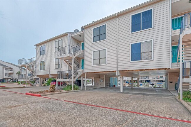 Building Photo - 3663 E NASA Pkwy