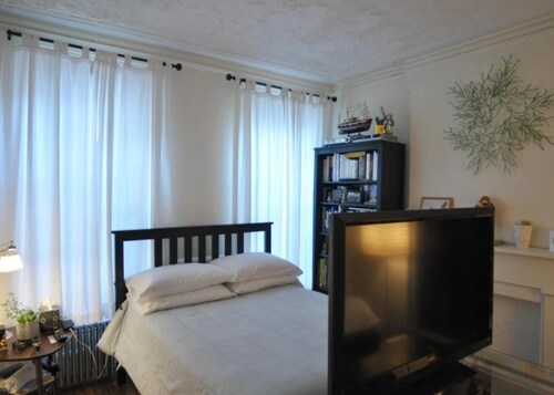 Foto del edificio - 286 W 11th St