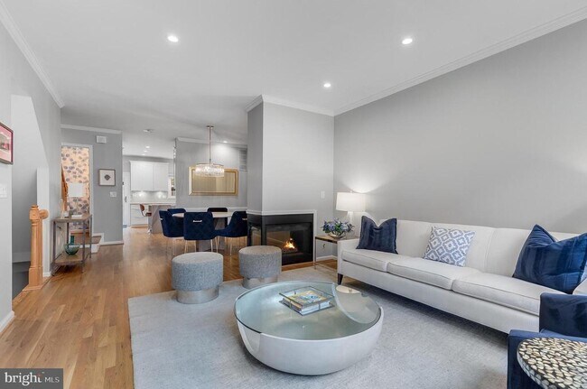 Foto del edificio - 1507 N Colonial Terrace