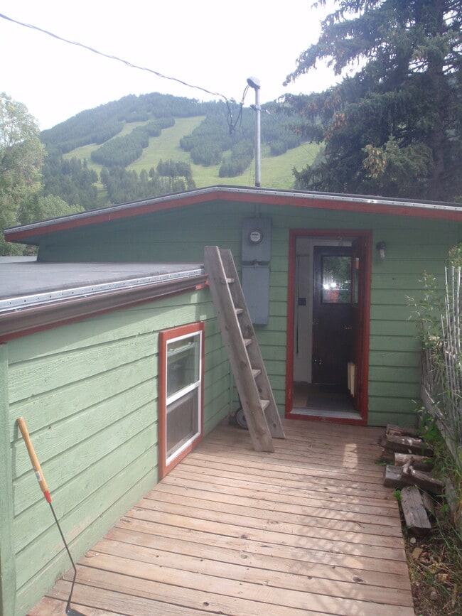 Building Photo - 45 E Karns Ave