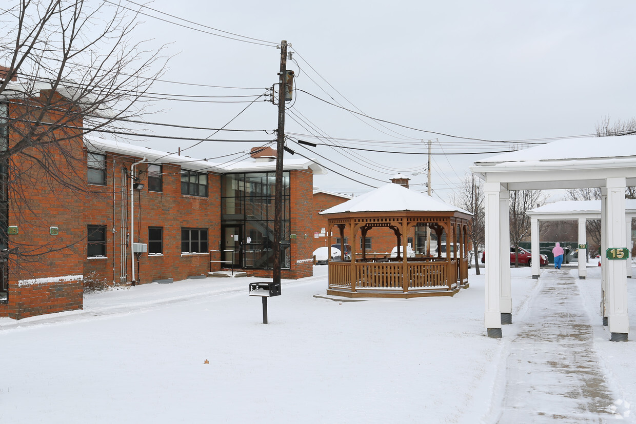 Foto del edificio - Lexington Court