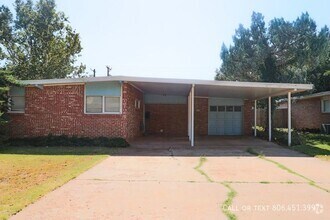 Building Photo - 2405 46th St