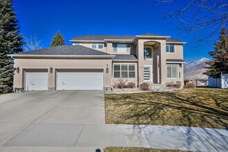 Building Photo - 1197 Wild Tree Cir