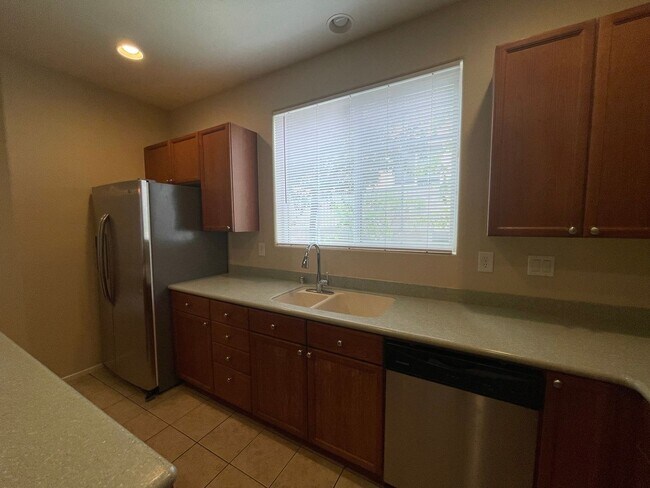 Foto del edificio - Great 4 Bedroom Home in the NW
