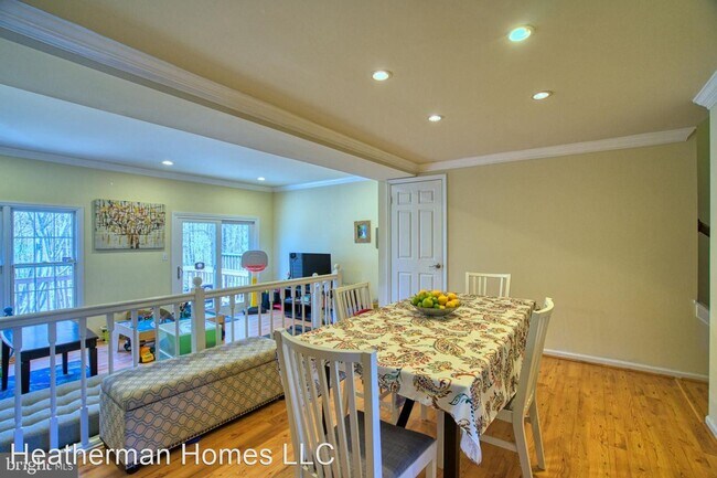 Foto del edificio - 3 br, 3.5 bath House - 6137 Summer Park Ln