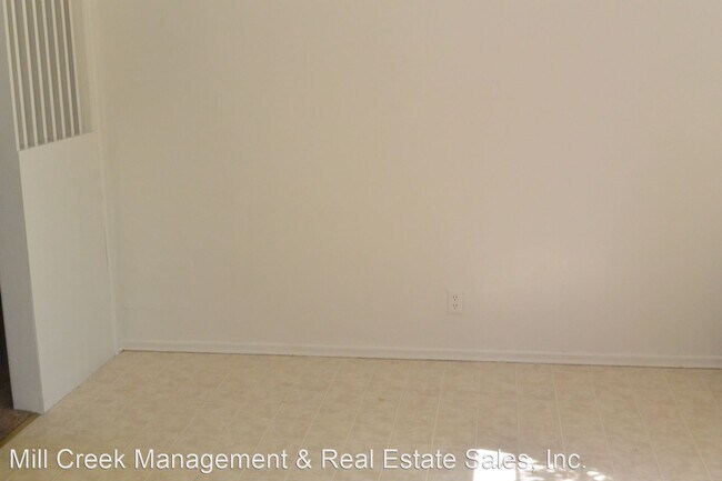 Building Photo - 3 br, 1 bath House - 1030 S. Chinowth