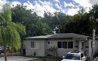 Foto principal - 2736 Washington St