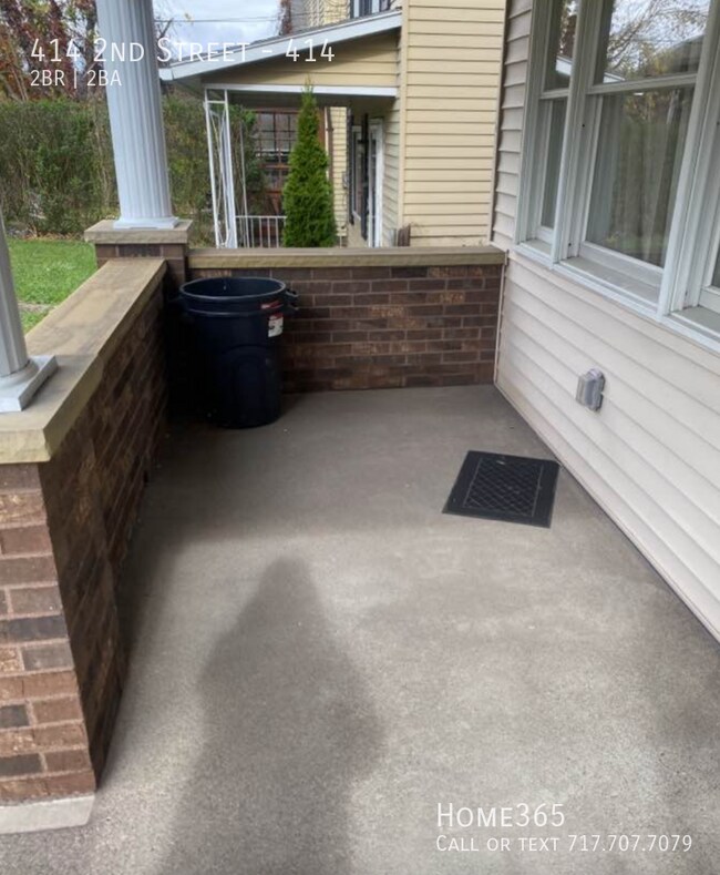 Building Photo - Charming 2 Bedroom Home!