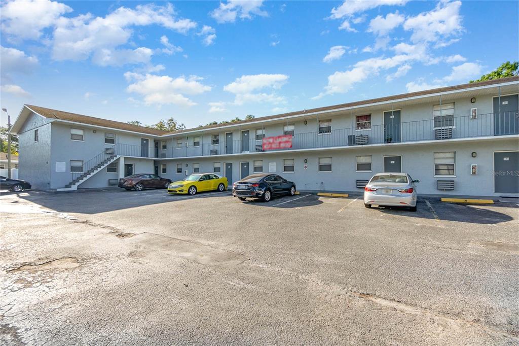 830 W Beacon Rd Unit 3, Lakeland, FL 33803 Room for Rent in Lakeland