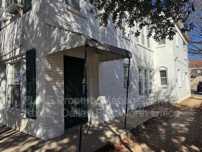 Foto del edificio - 3762 W 7th St