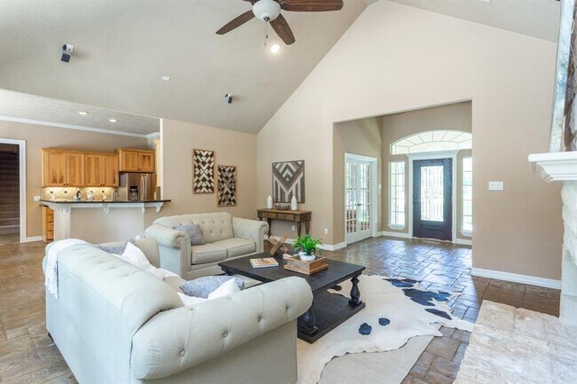 Foto del edificio - 427 Trace Way Dr