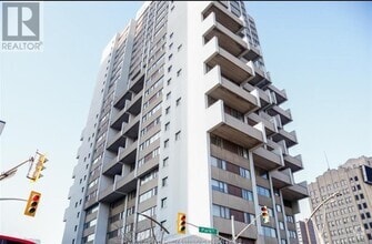 Building Photo - 380 Pelissier St