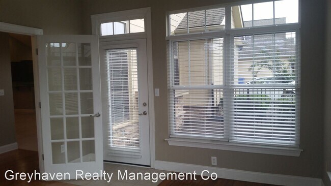 Foto del edificio - 2 br, 2 bath House - 9548 Collier Place