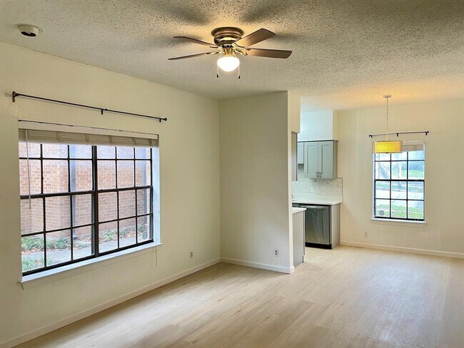 Foto del edificio - 203 E 31st St