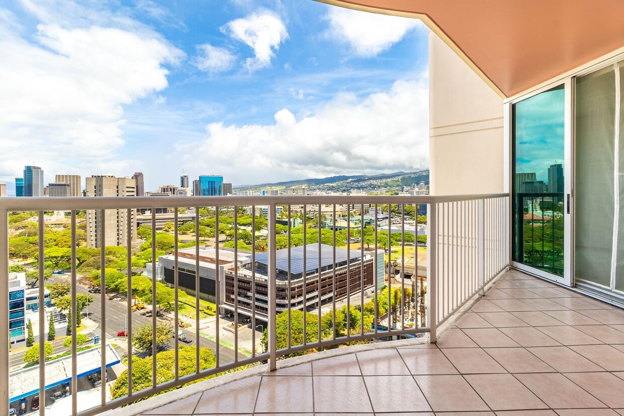 Foto principal - Beautiful Honolulu views from this bright ...