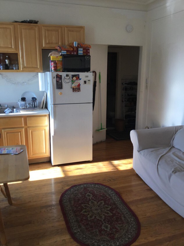 Primary Photo - 93 Halsey St