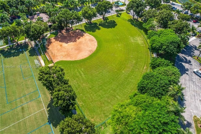 Foto del edificio - 10730 NW 66th St