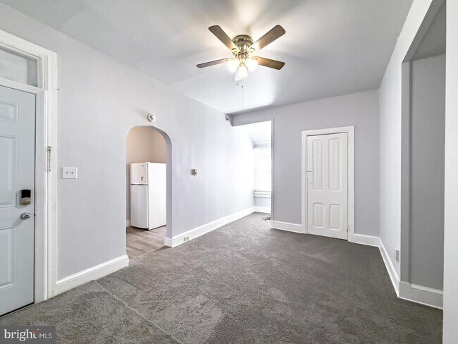 Foto del edificio - 419 Woodward St