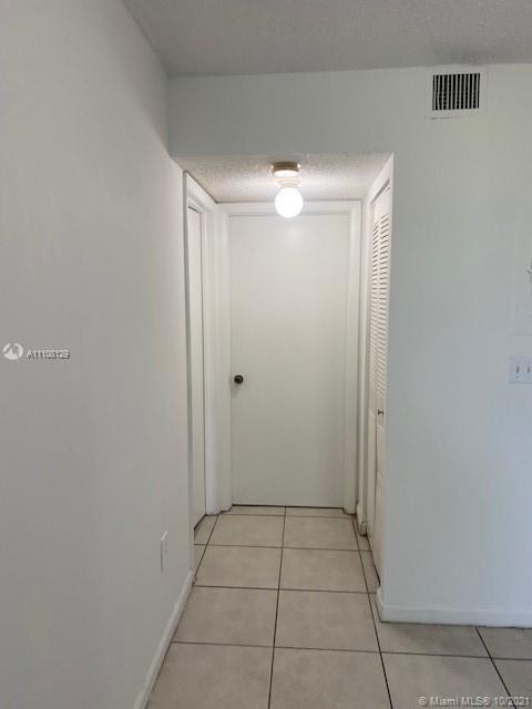 Foto del edificio - 8205 SW 152nd Ave