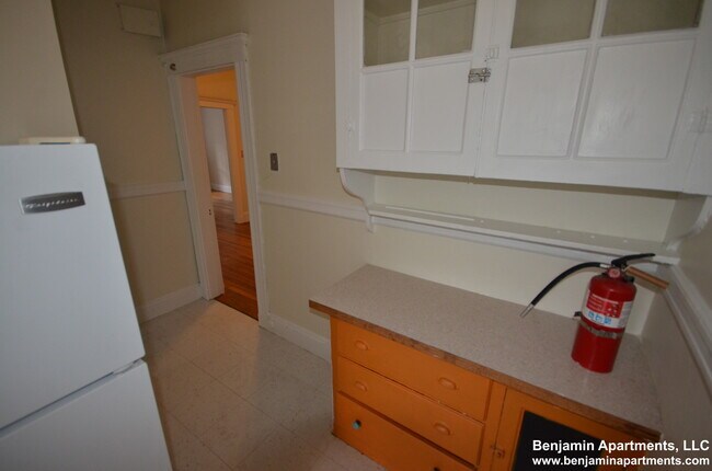 Building Photo - 4 Egremont Rd