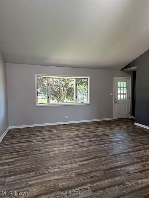 Building Photo - 13187 Yager Dr