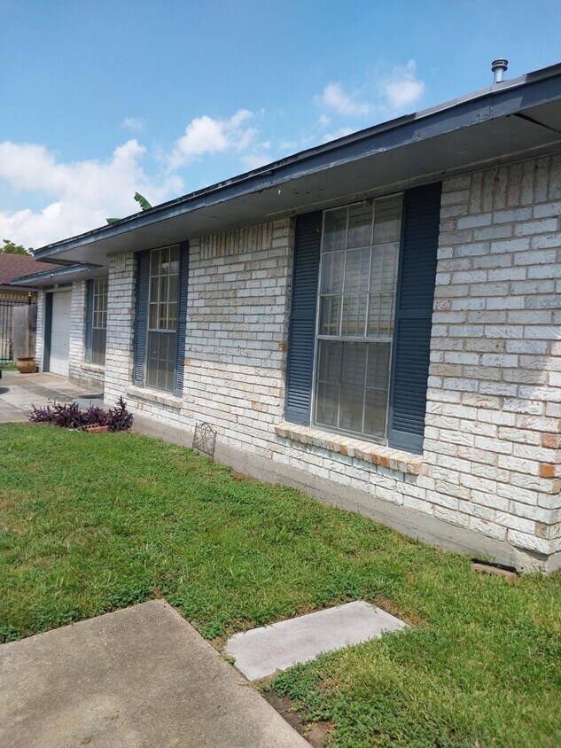 Foto principal - 11918 Plum Meadow Ln