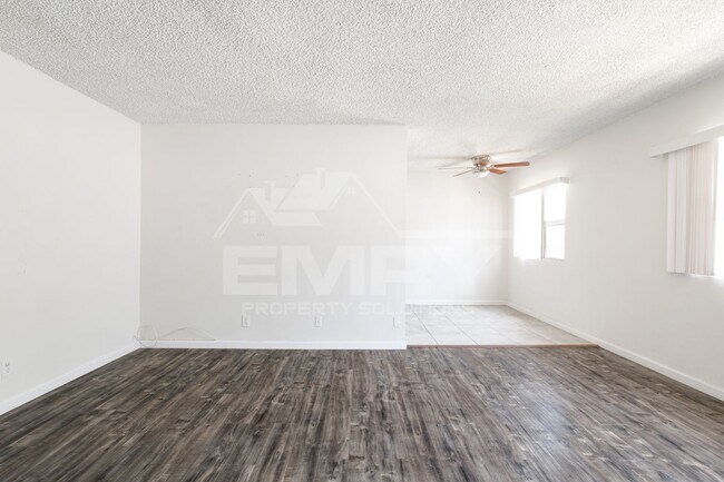 Foto del edificio - 304 N Market St