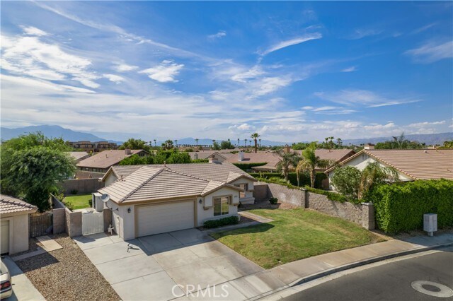 Foto del edificio - 45345 Deerbrook Cir
