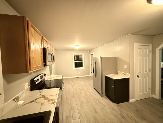 Foto del edificio - 205 Alesa Dr