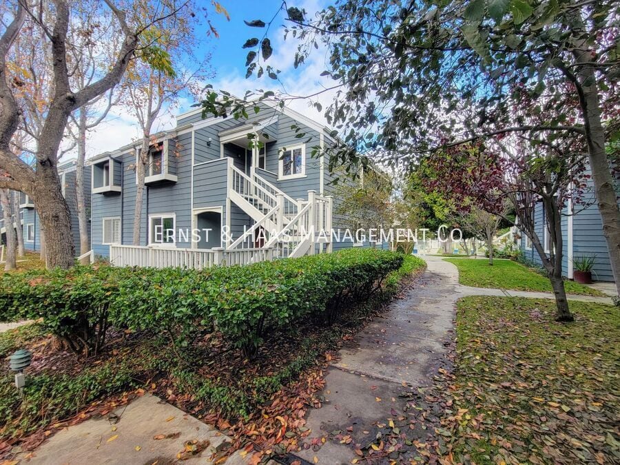 Primary Photo - 6020 Bixby Village Dr
