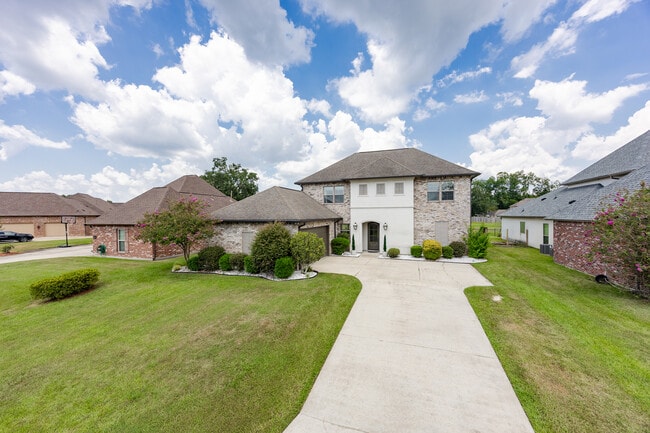 Building Photo - 37436 Amalfi Dr