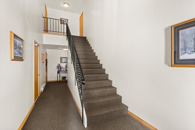 Foto del edificio - 2427 Reynolds Manor Dr