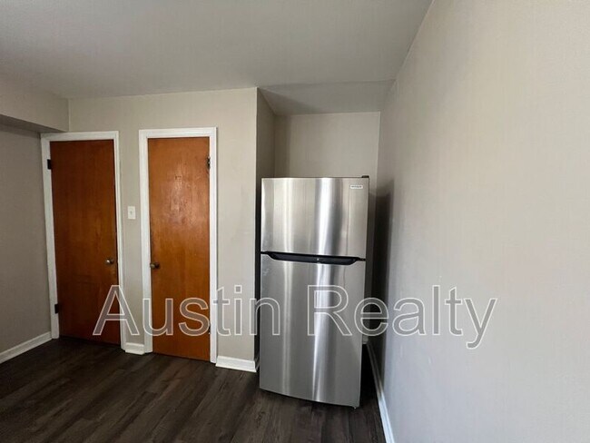 Foto del edificio - 4367 Boswell Ave