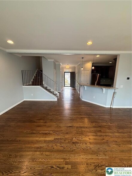 Foto del edificio - 4528 Bellflower Way