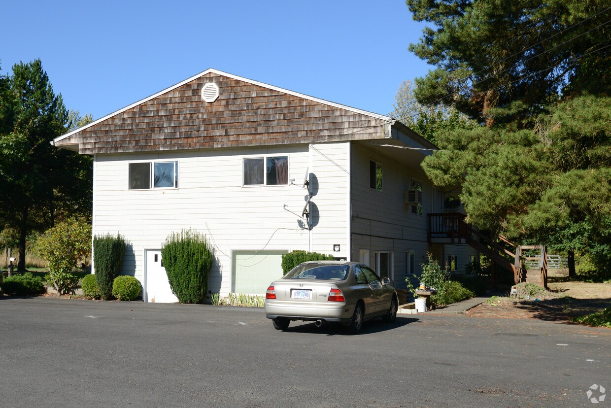 26174 NE Butteville Rd, Aurora, OR 97002 Apartments in Aurora, OR