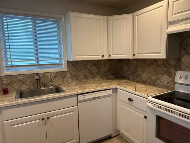 Foto del edificio - 507 Barton Ave