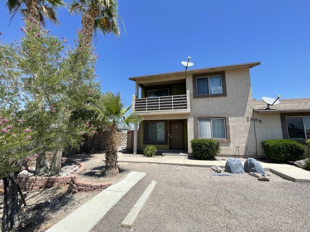 Primary Photo - 2 bed 1 bath ground floor $1300 rent BHCRE...