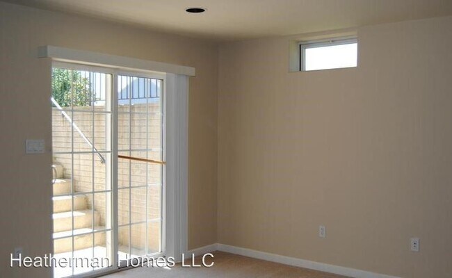 Building Photo - 3 br, 3.5 bath House - 6027 Hot Spring Lane