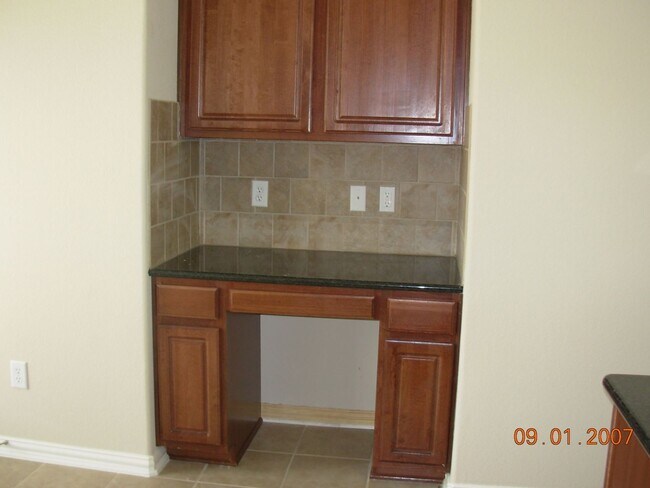 Building Photo - 12216 Buzz Schneider Ln