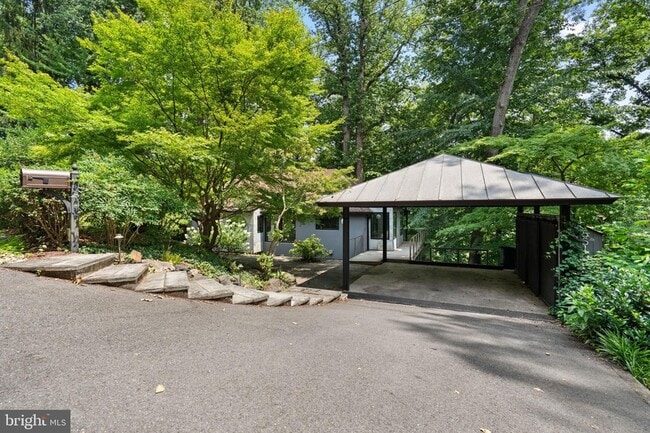 Building Photo - 5517 Mohican Rd